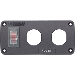 BLUE SEA 4364 WATER RESISTANT USB ACCESSORY PANEL, 15A CIRCUIT BREAKER, 2X BLANK APERTURES